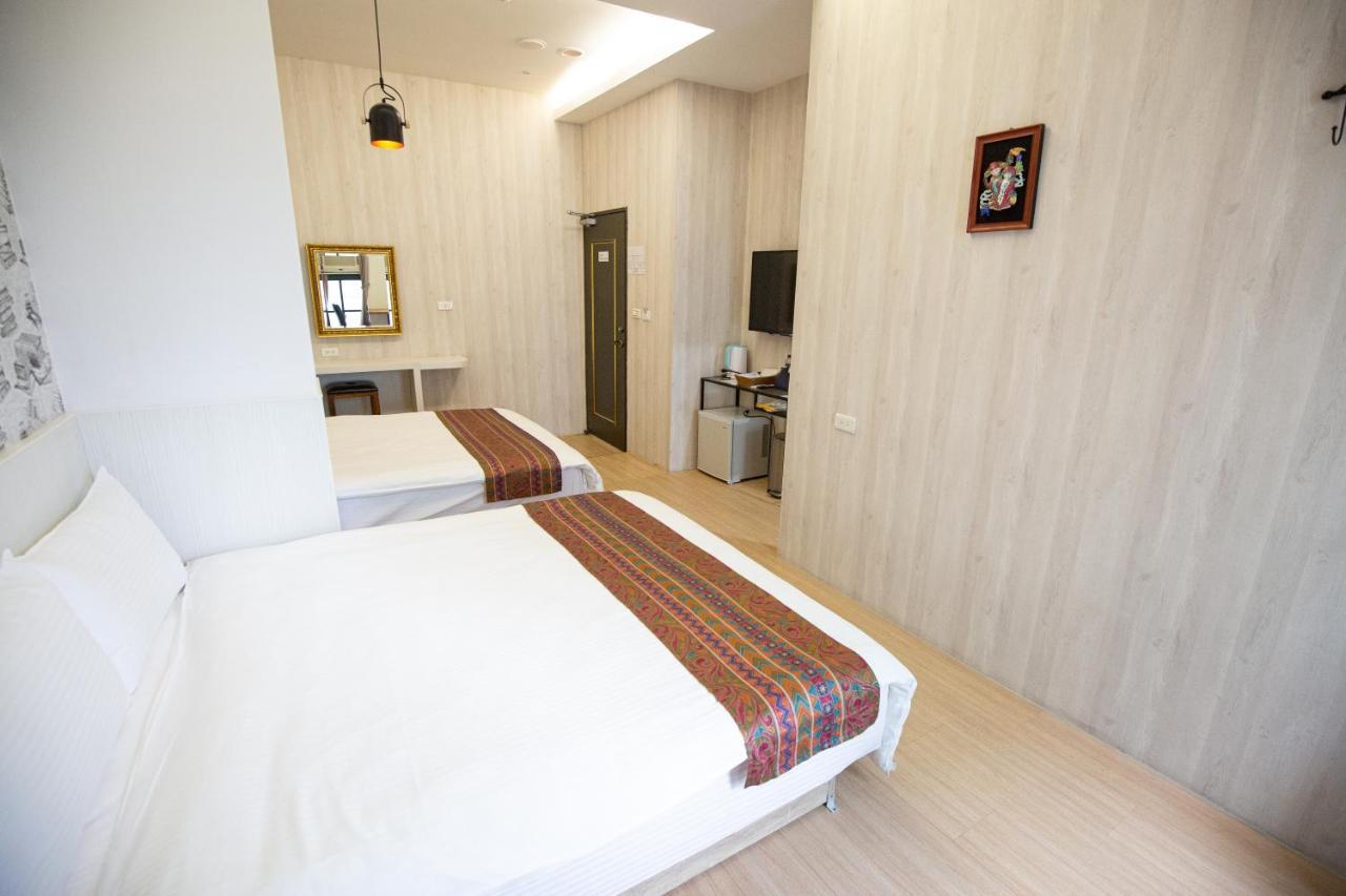 Jia-Jia Business Hotel Luodong Exterior foto